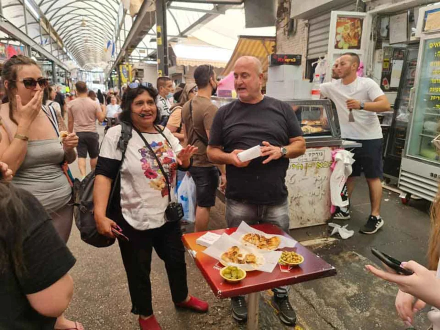 טועמים את השוק — מתוך הגלריה המקורית של אופירה